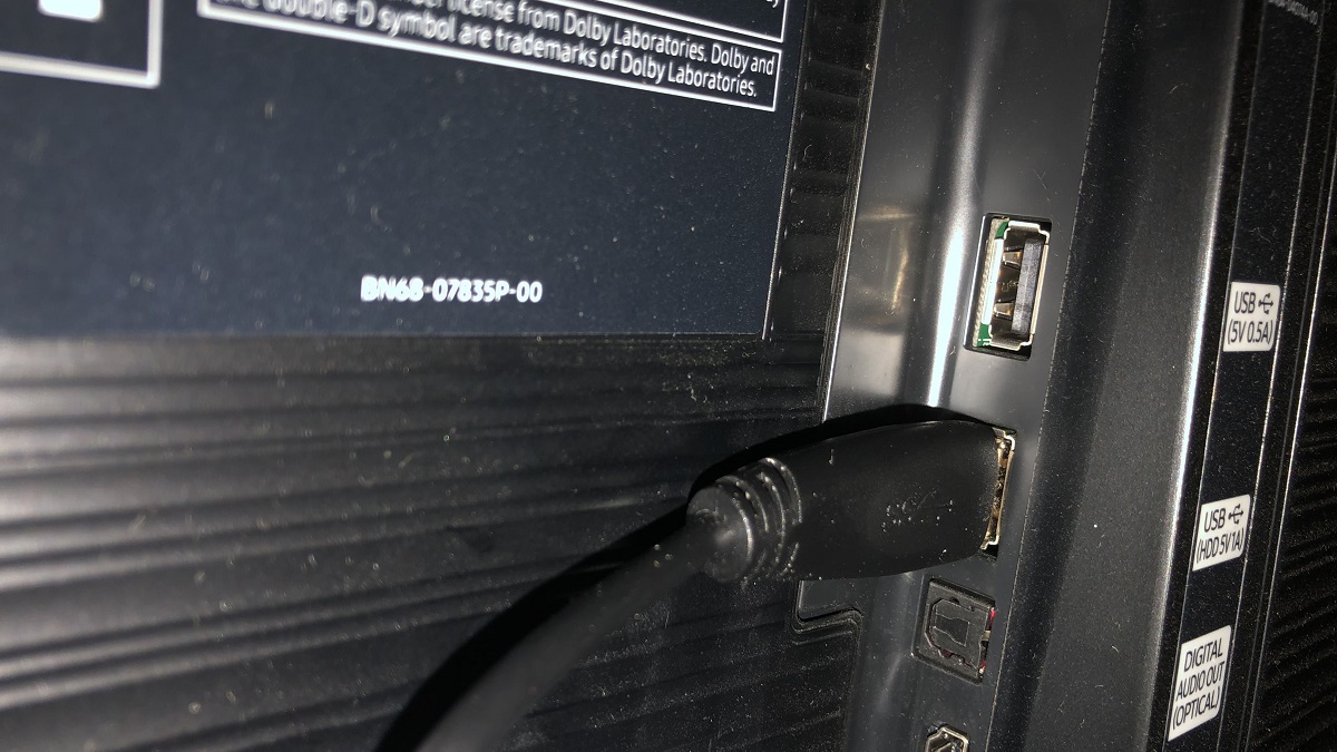 Come Collegare la Fotocamera alla TV tramite USB? - MeilleursTech