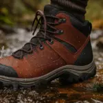 Quali sono i migliori scarponi da trekking impermeabili? I dettagli che garantiscono piedi asciutti in ogni stagione